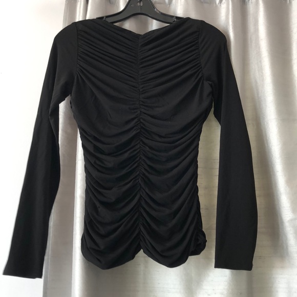 Gorgeous Elie Tahari fitted top - Picture 6 of 7